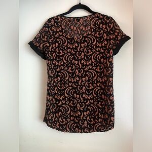 Express Short Sleeve Blouse - size S